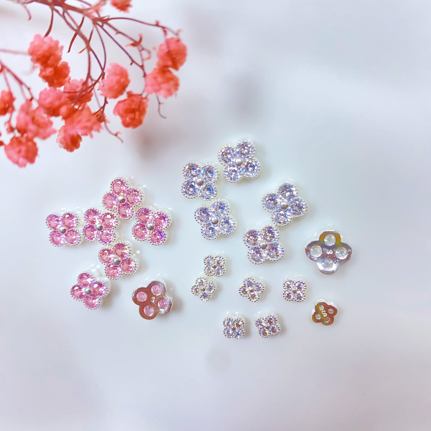 【ML15】高品質ダイヤモンド付きクローバー/ストン付き/シルバーメッキ/大人気/ネイルパーツ/メタル系/DIY/ネイル用/デコパーツ
