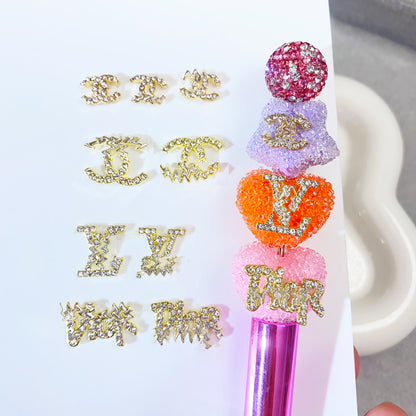 キラキラの高品質の贅沢なダイヤC/メタルLOGO/ネイルパーツ/DIY用ビーズ用/メタル系/大量注文可/デコパーツ